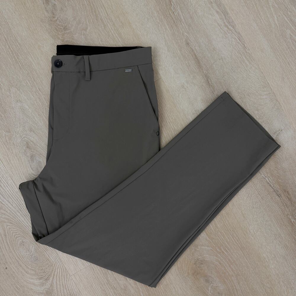 Men’s Vuori Fleet Chino Pant Athletic Slim Size 36 X 30